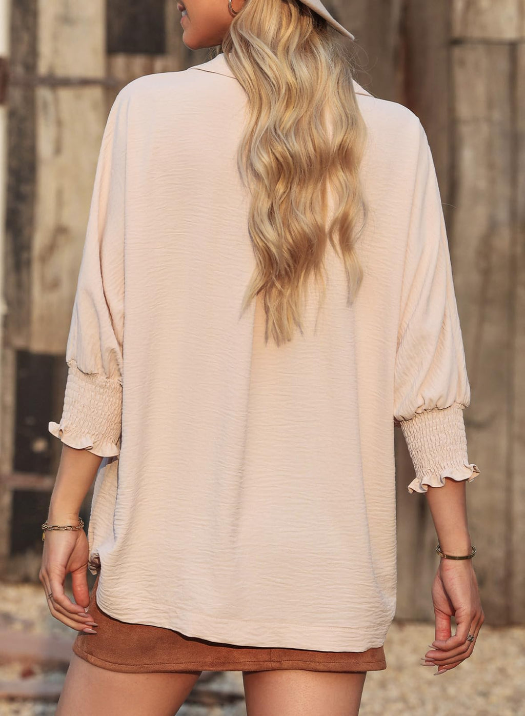 Limited time sale 🔥Womens Casual 3/4 Sleeve V Neck Loose Fit Basic Tees